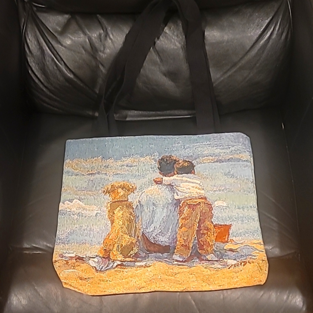 Pure Country Weavers tote with labrador